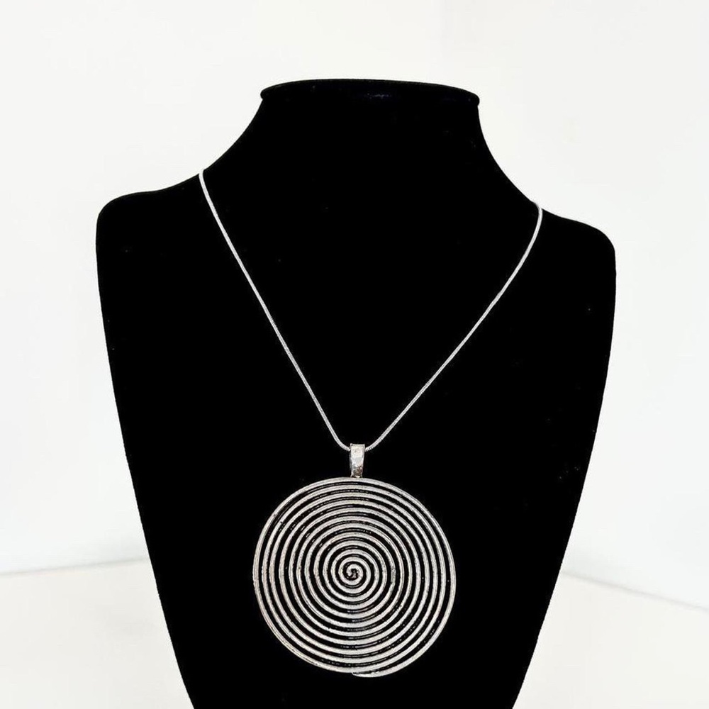 Sterling Silver Spiral Circle Necklace